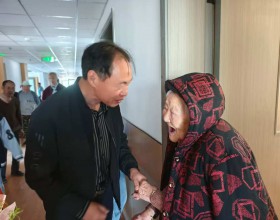 [言让公益] Ⅱ 母亲节里的特殊团圆：新家庭的温暖接力