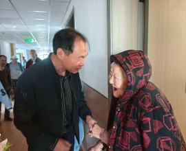 [言让公益] Ⅱ 母亲节里的特殊团圆：新家庭的温暖接力